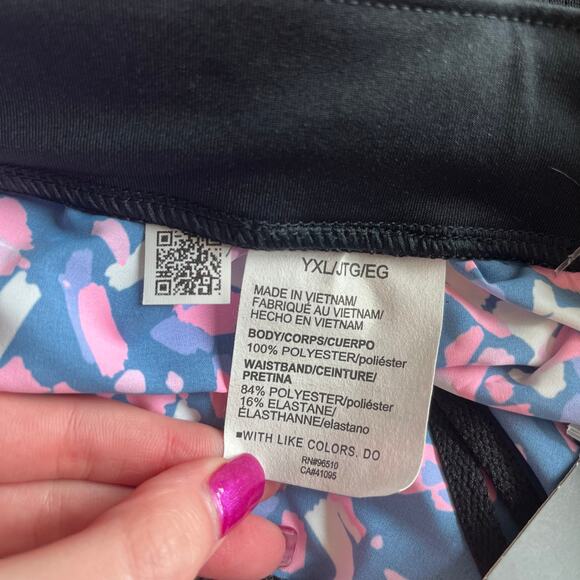 NWT! Under Armour Girl's Fly By Printed Black Shorts Size XL (18-20 Big Kid) - Picture 3 of 4